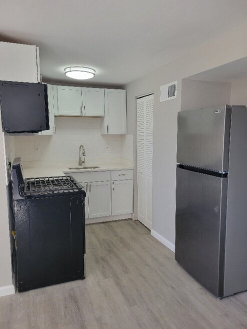 Building Photo - 2007 Dineen Dr