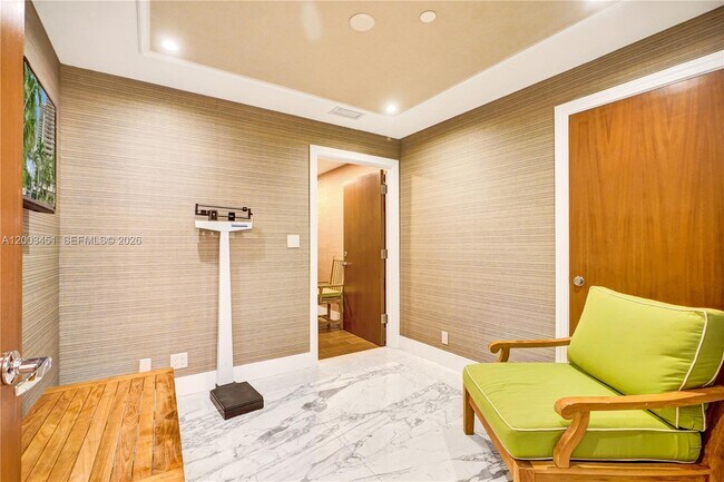 Building Photo - 19667 Turnberry Way