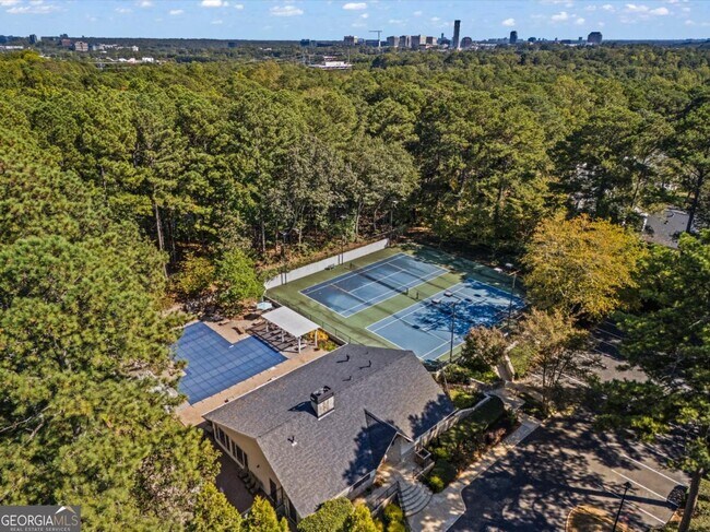 Building Photo - 36 Doranne Ct