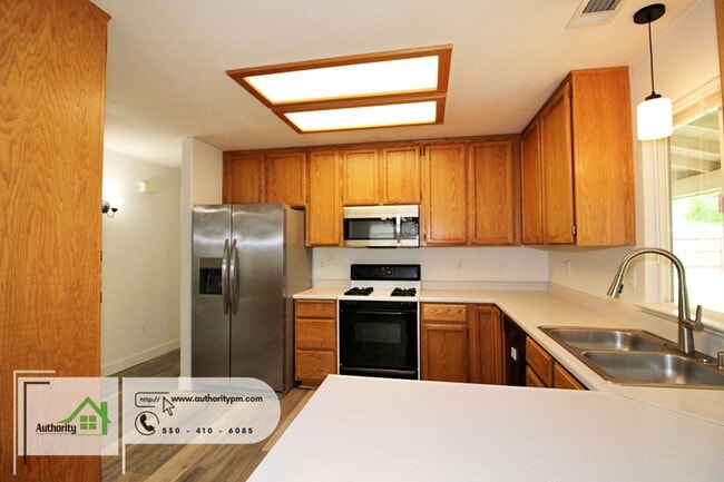 Building Photo - 5449 Mill Pond Ln