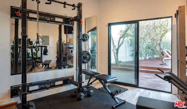 Building Photo - 3382 Scadlock Ln