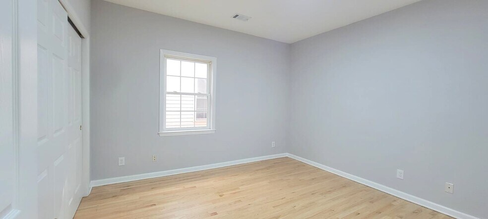 Building Photo - 175-177 Manchester Pl