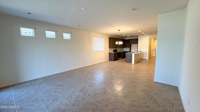 Building Photo - 5602 W Mauna Loa Ln