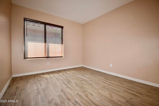 Building Photo - 4643 E Goldfinch Gate Ln