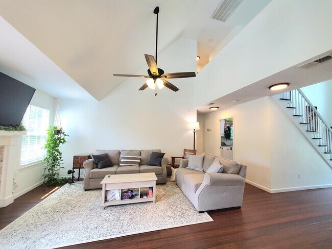 Building Photo - 2617 Alleghany Loop