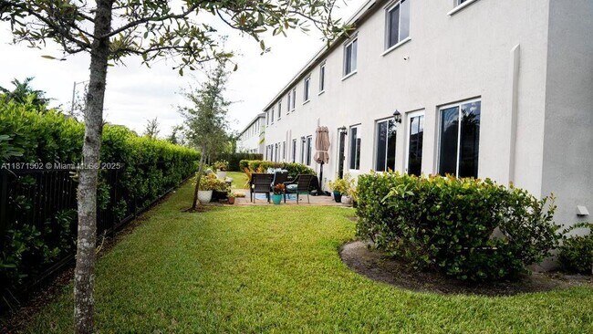 Building Photo - 1202 NW 208th Terrace