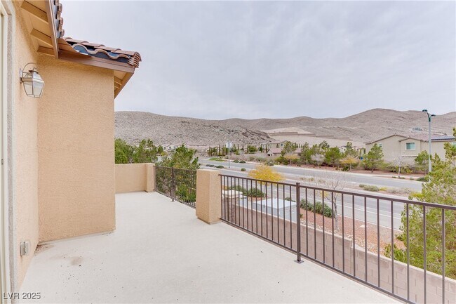 Building Photo - 12333 Silvana St