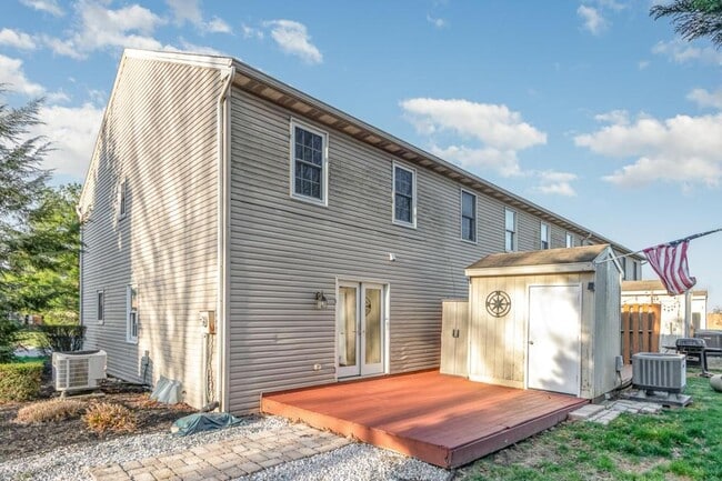 Building Photo - 618 Park Ridge Dr