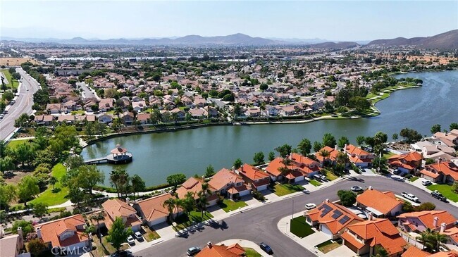 Building Photo - 30159 Westlake Dr