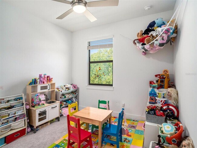 Building Photo - 3038 W Napoleon Ave