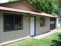 Building Photo - Spacious Home for Rent