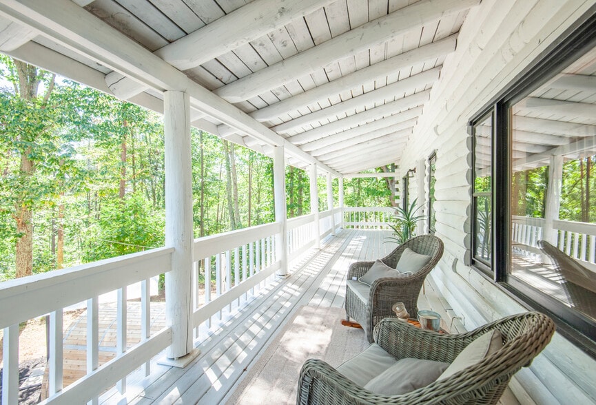 Building Photo - 1644 Dudley Mountain Rd