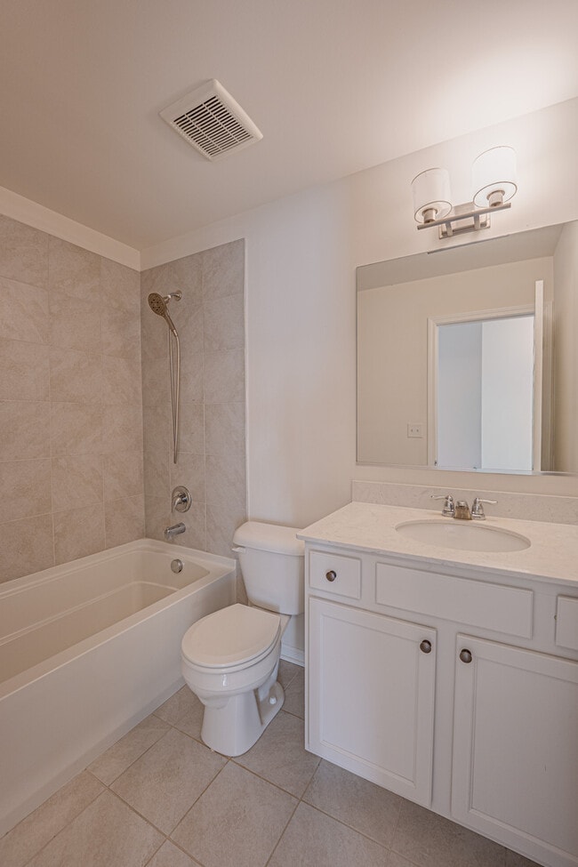 Building Photo - 4449 Monroe Ct