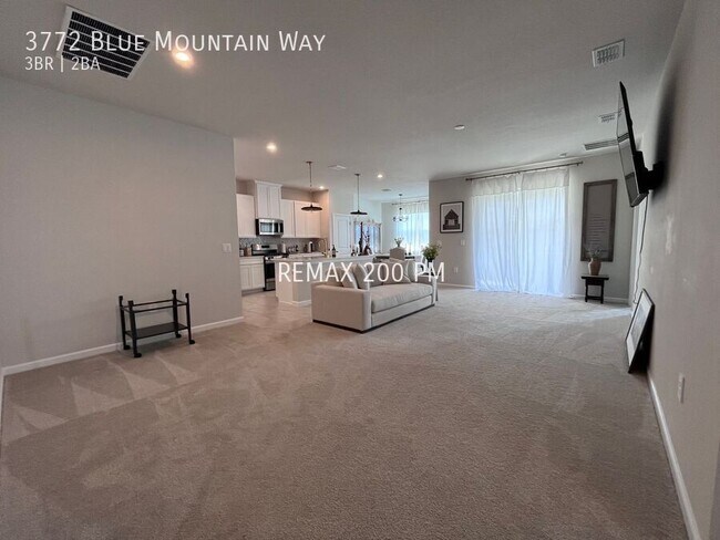 Building Photo - 3772 Blue Mountain Wy