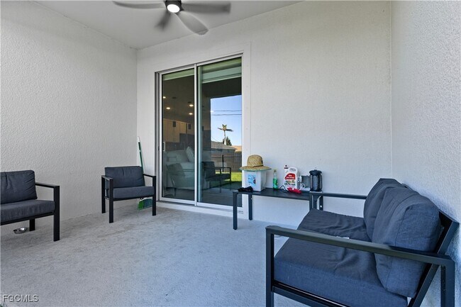 Building Photo - 525 Tropicana Parkway W