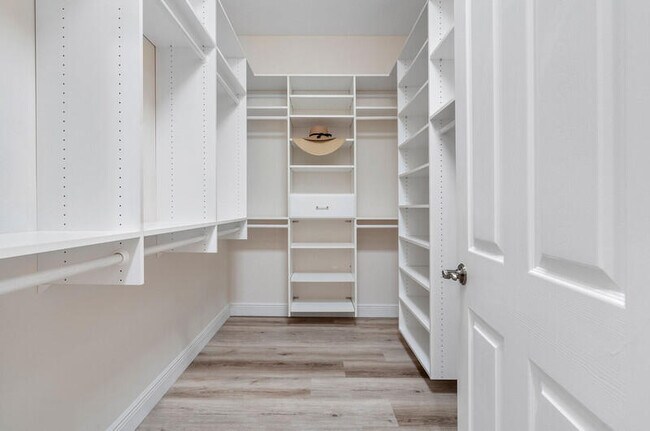 Building Photo - 14364 Stroller Way