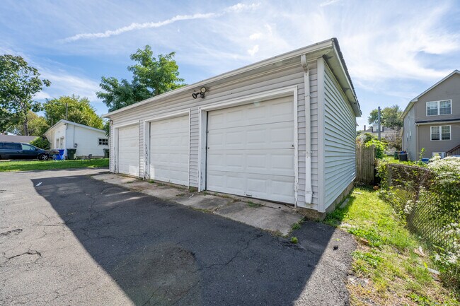 Building Photo - 45 Boulanger Ave