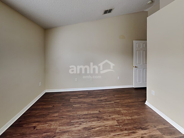 Building Photo - 30312 Rattana Ct