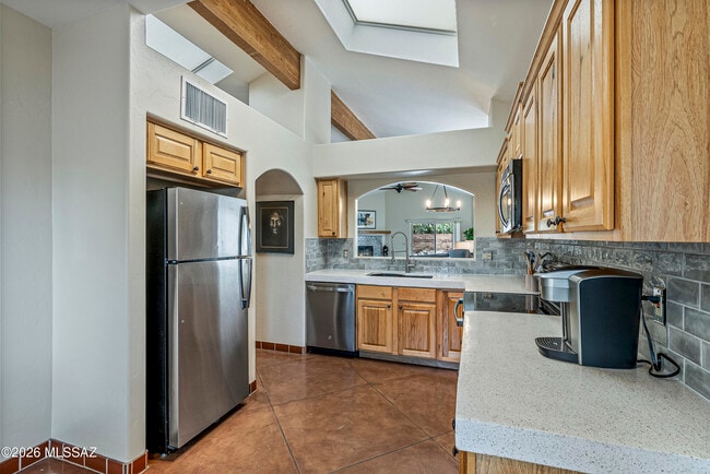 Building Photo - 288 E Southern Pines Dr