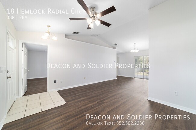 Building Photo - 18 Hemlock Radial Cir