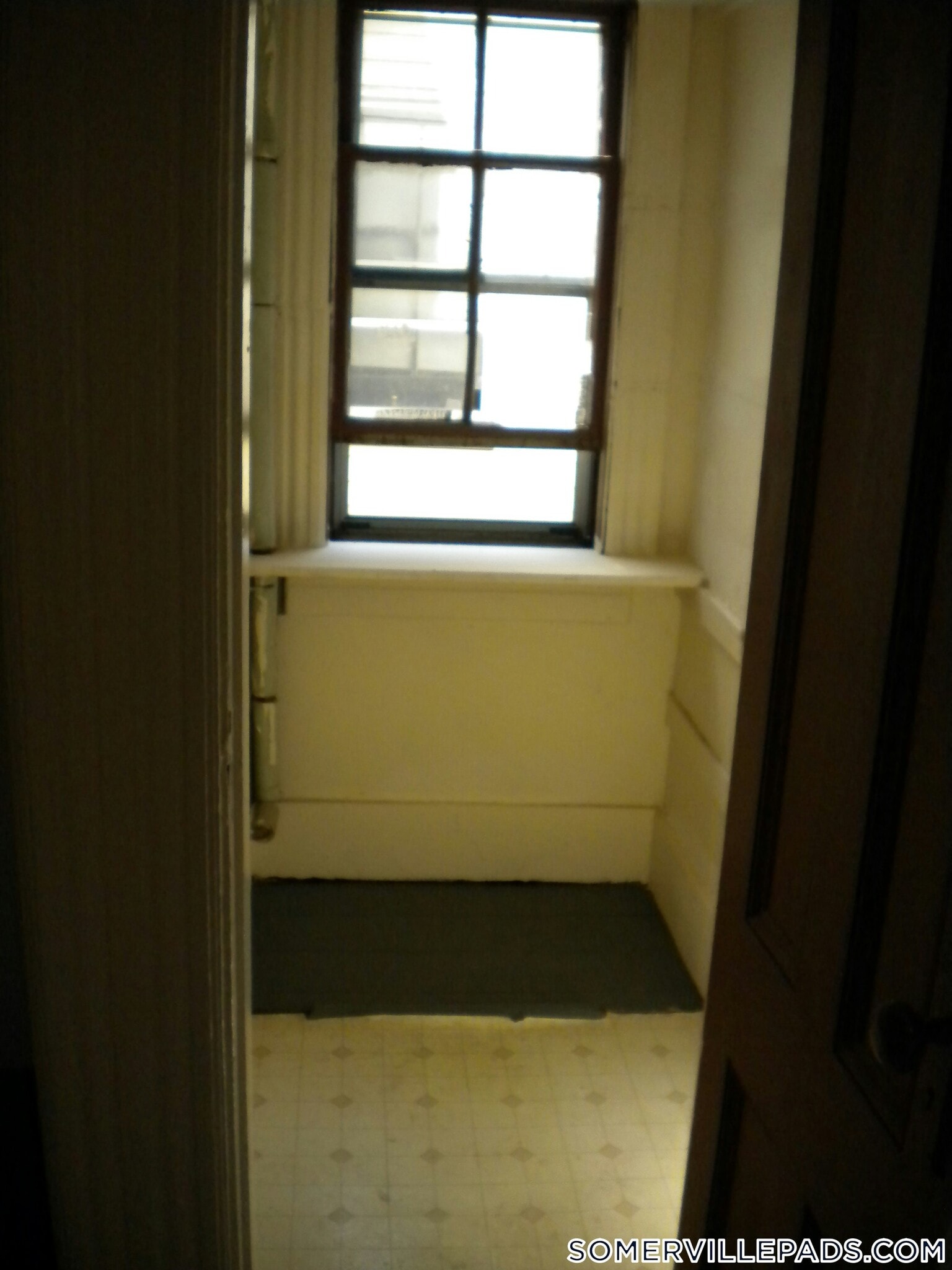 Building Photo - 114 Woodstock St