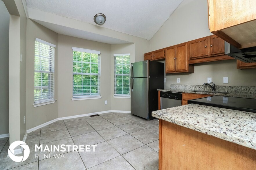 Building Photo - 7370 Hunters Ridge Dr