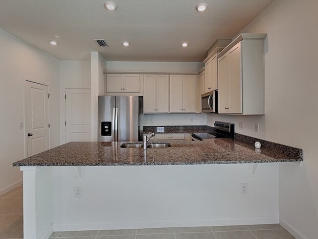 Building Photo - 4216 Sadler Rd