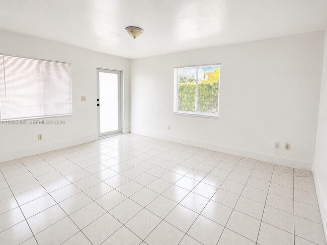 Building Photo - 3247 SW 92nd Ave