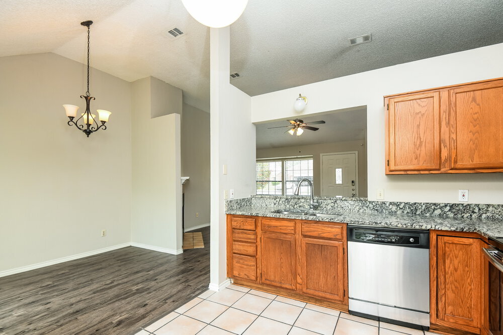 Building Photo - 4702 Waxwing Dr
