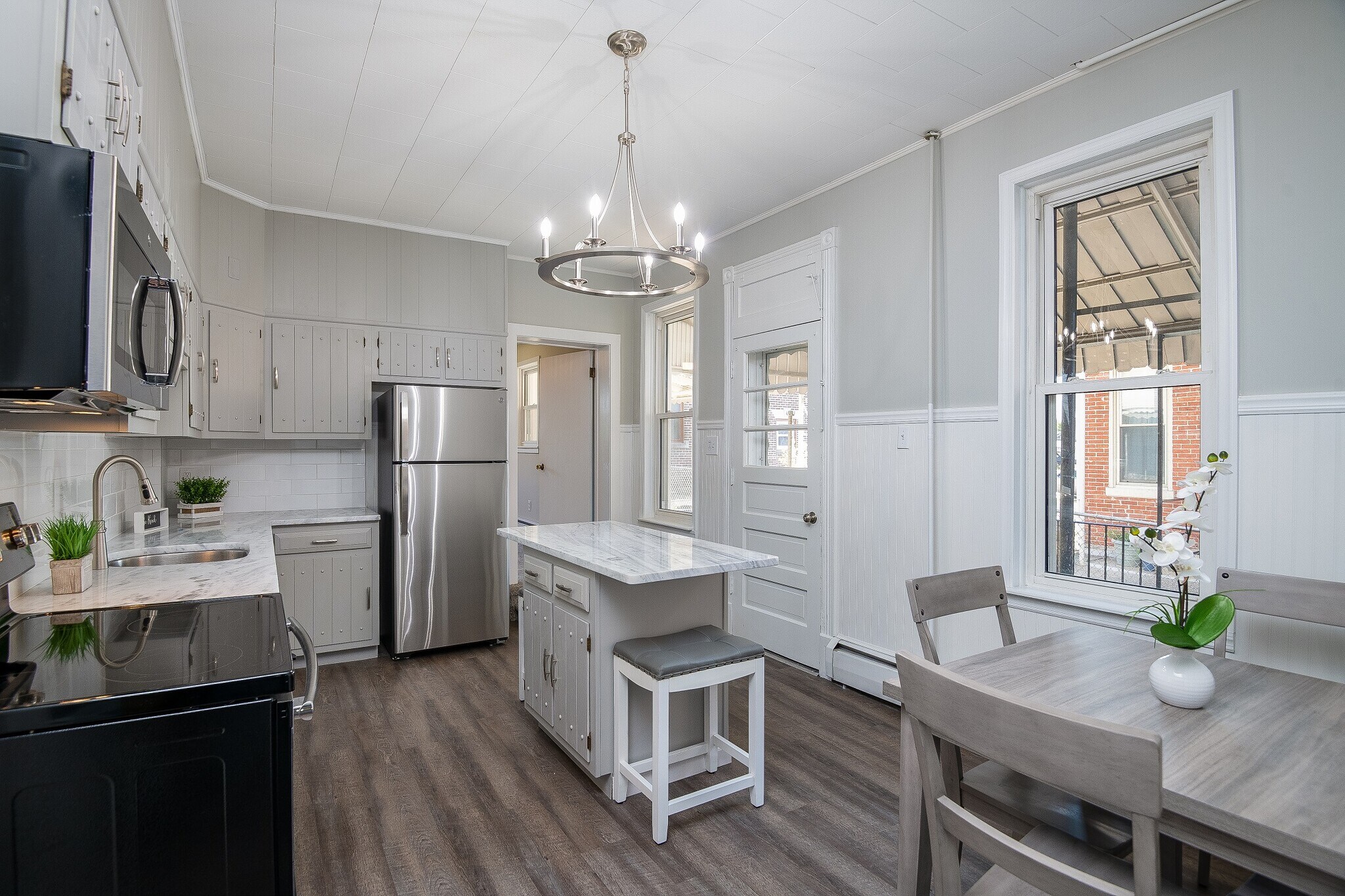 Building Photo - 334 Penn Ave