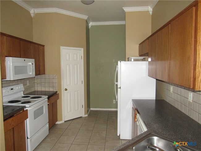 Building Photo - 4301 Elms Run Cir