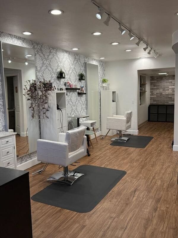 Building Photo - 822 NW 21st Ave