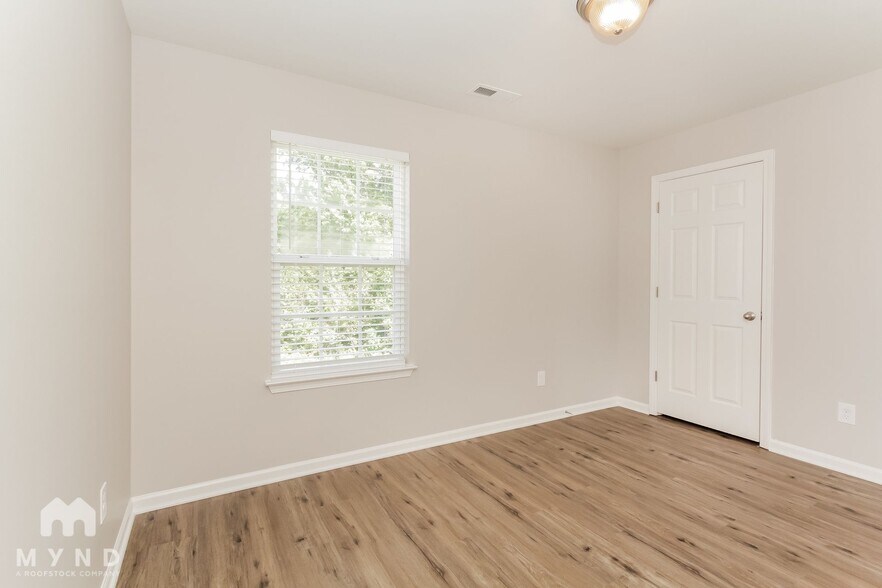 Building Photo - 3515 Gibbon Terrace Court