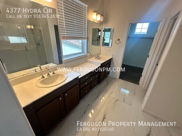 Building Photo - 4377 Hydra Cir