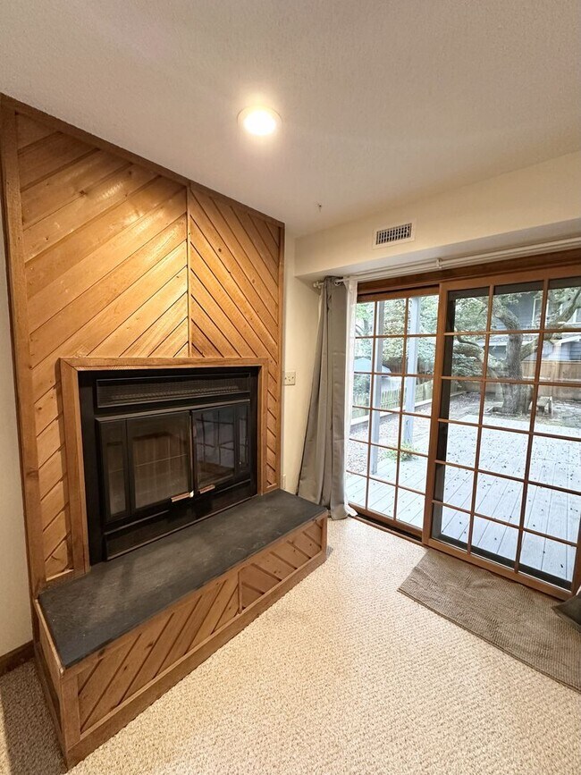 Building Photo - Great condo in Pelican Dunes!