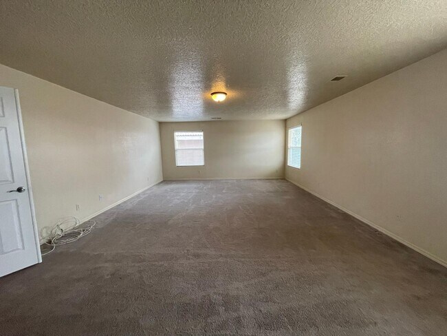 Building Photo - 9620 Sundoro Pl NW