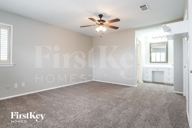Building Photo - 1424 Wreyhill Dr