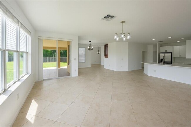Building Photo - 13376 SW 47th St