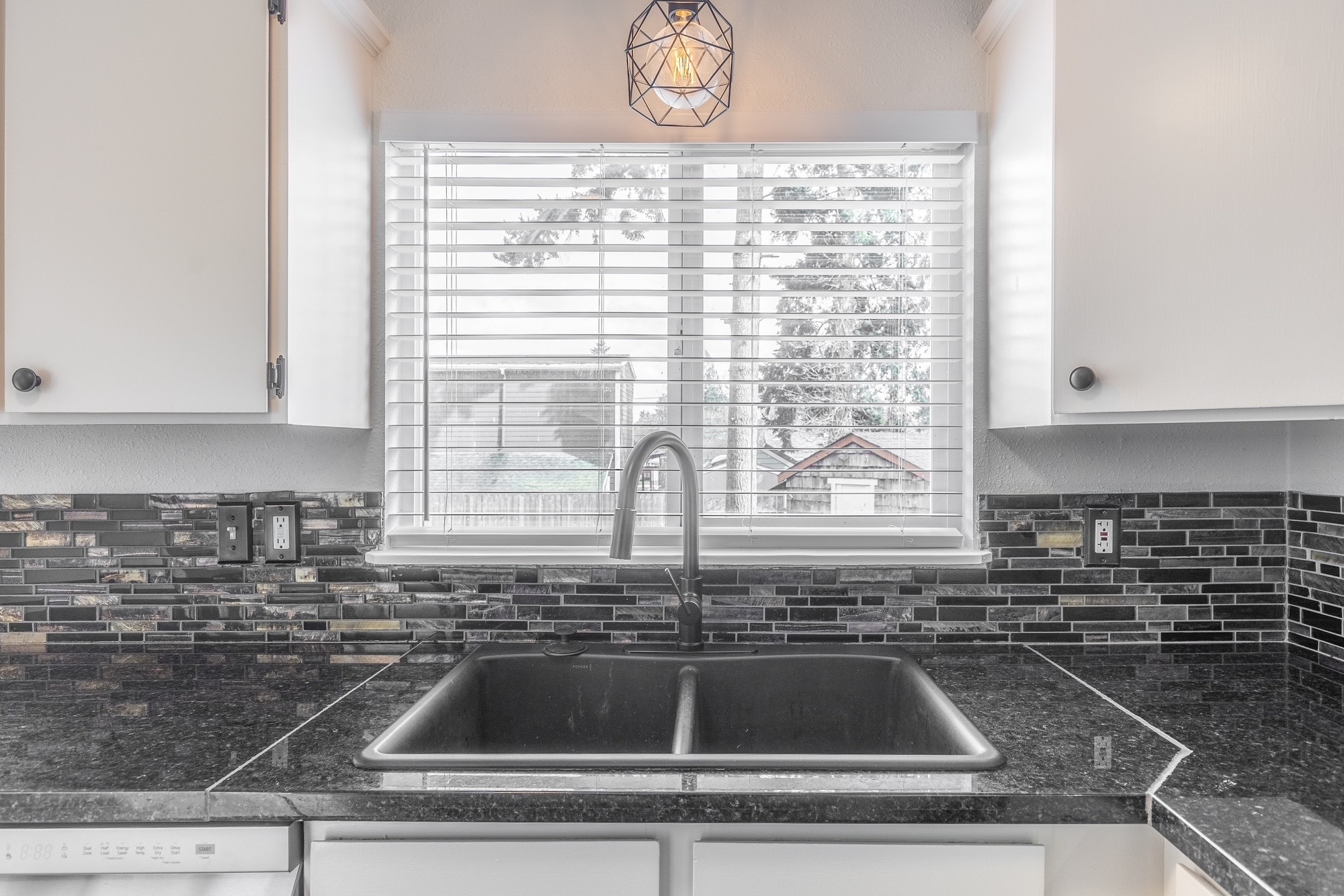 Building Photo - 1144 SE 85th Ave