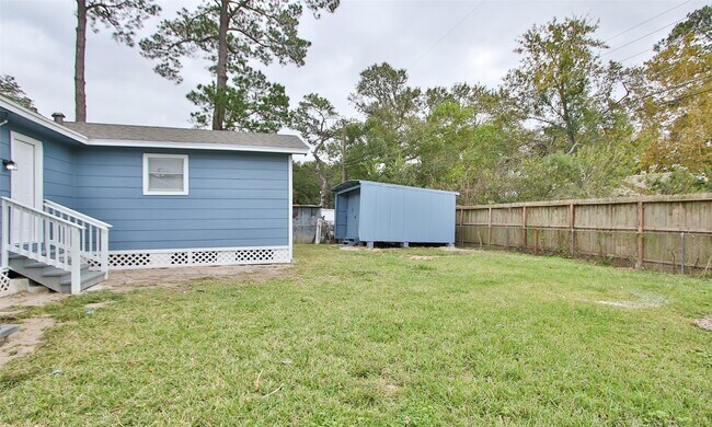 Building Photo - 6110 Glen Lee Dr