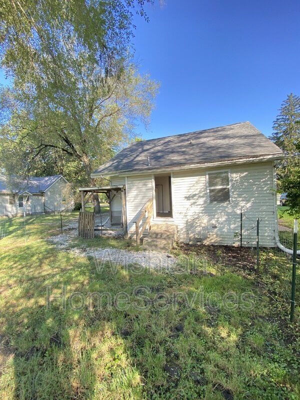 Building Photo - 814 Macomb St