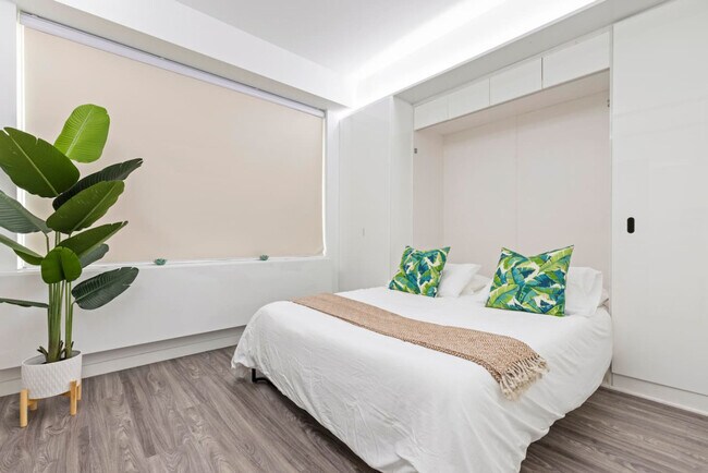 Building Photo - 12607 Larchmere Blvd