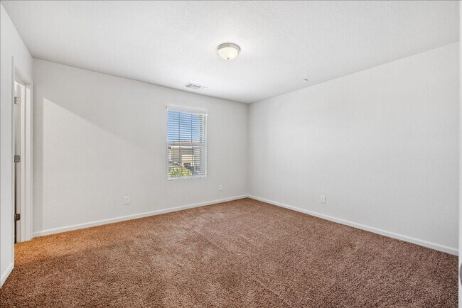 Building Photo - 3036 Wading River Way