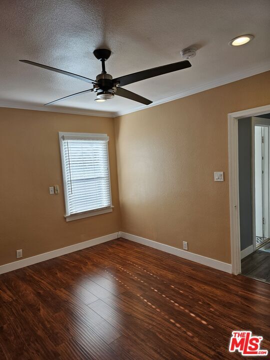 Building Photo - 2059 W 29th St