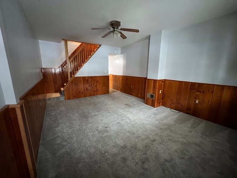 Front entry door view of Living room 12 x 16 - 1419 Morling Ave