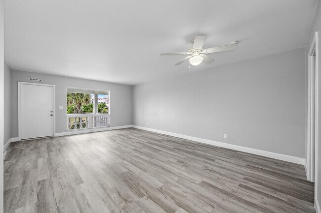 Building Photo - 2186 Jimmy Buffett Mem Hwy