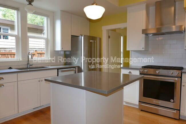 Building Photo - 1531 NW 62nd St