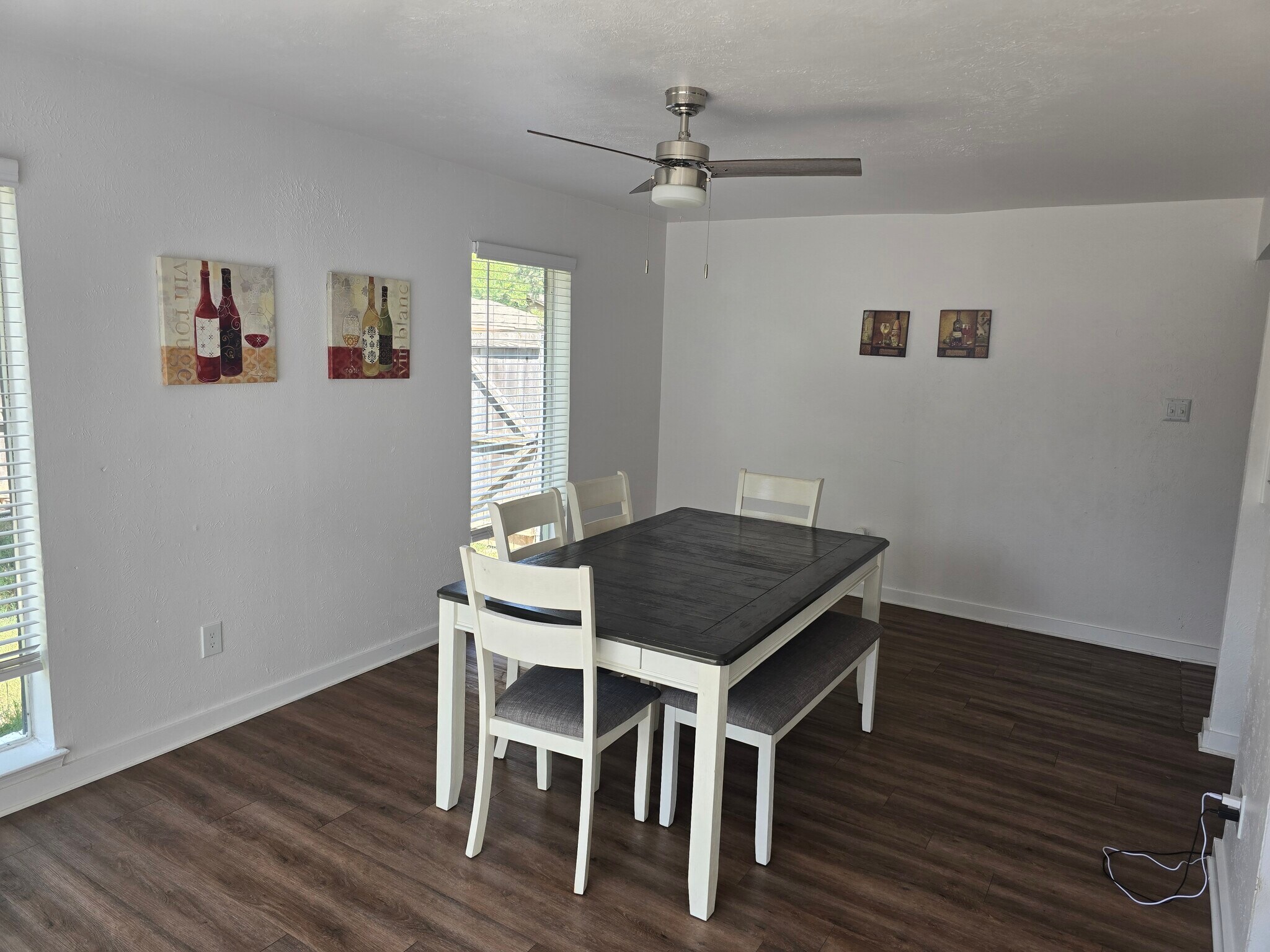Building Photo - 210 Trellis Pl