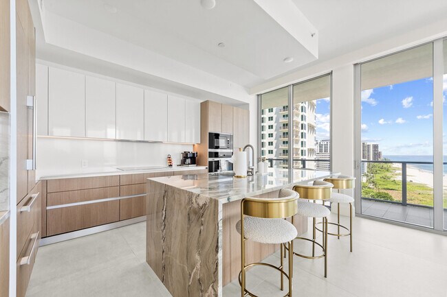 Building Photo - 3100 N Ocean Dr