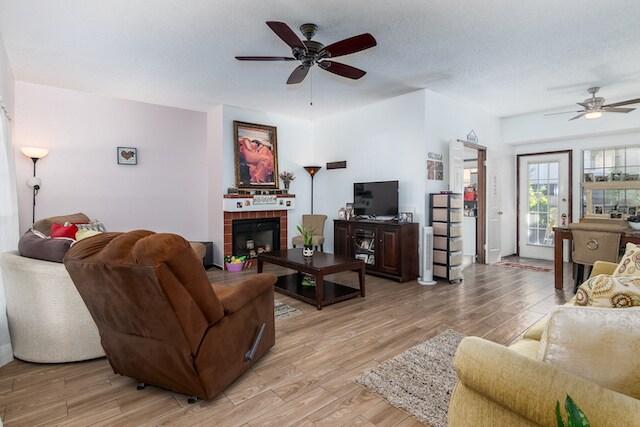 Primary Photo - 6100 Woodlake Pky